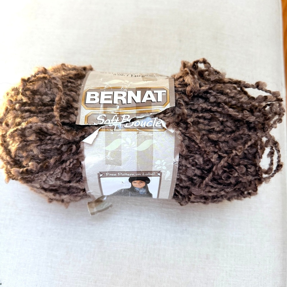 New Bernat Soft Boucle‎ Yarn Misty Shades #22927 Brown 5 oz 255 Yds Bulky New